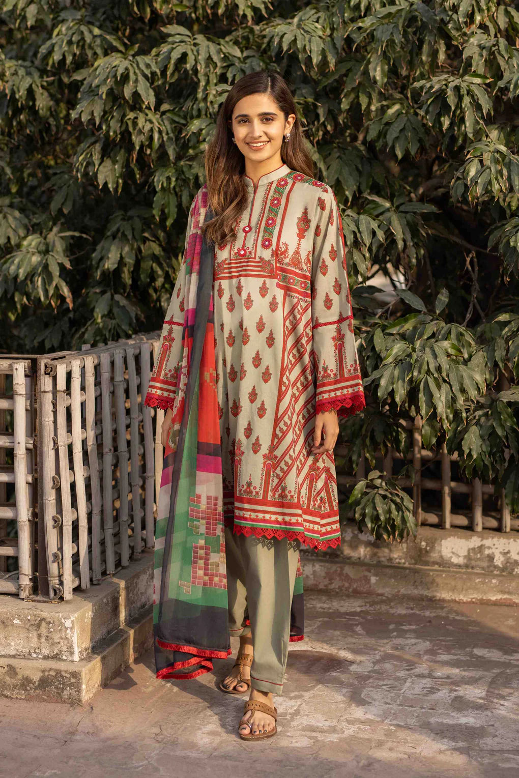 SAPPHIRE | UNSTITCHED 3 PIECE DIGITAL PRINTED KHADDAR SUIT