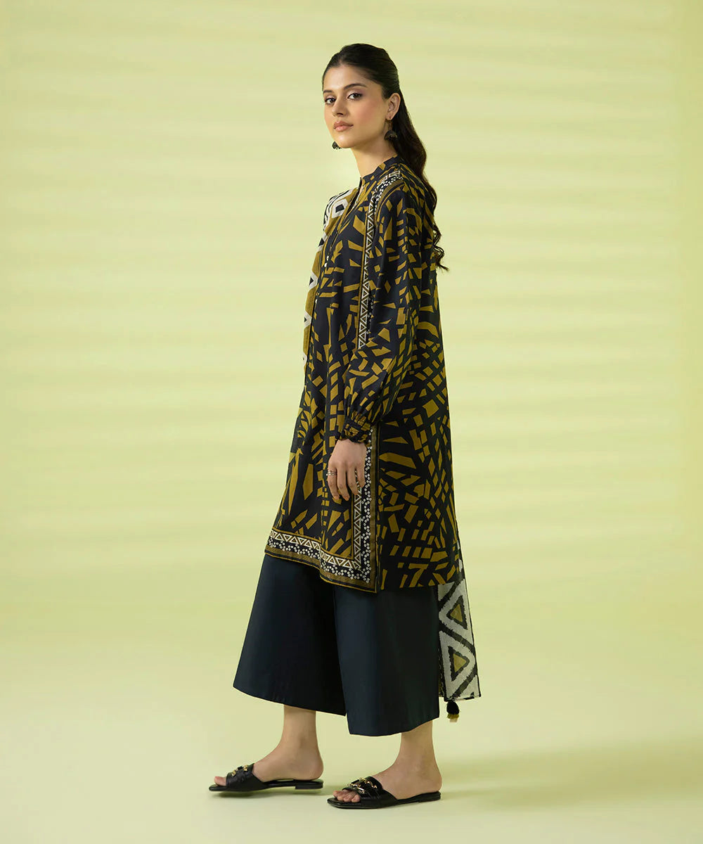Sapphire | Unstitched 2Pc Printed Lawn - Shirt & Dupatta | 2D-DY23ZV2-2-R