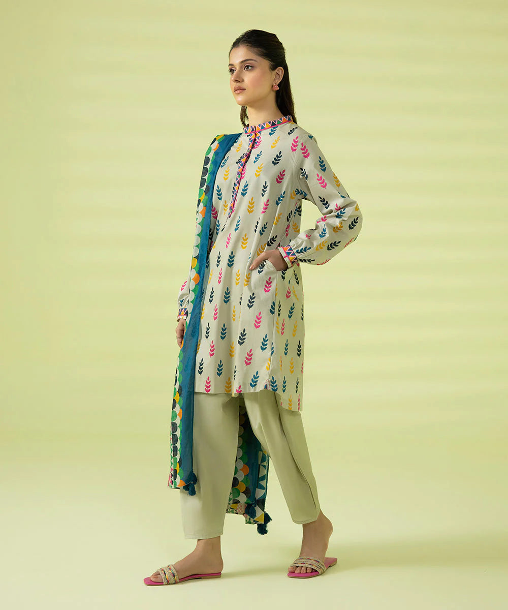 Sapphire | Unstitched 2Pc Printed Lawn - Shirt & Dupatta | 2D-DY23ZV2-6R