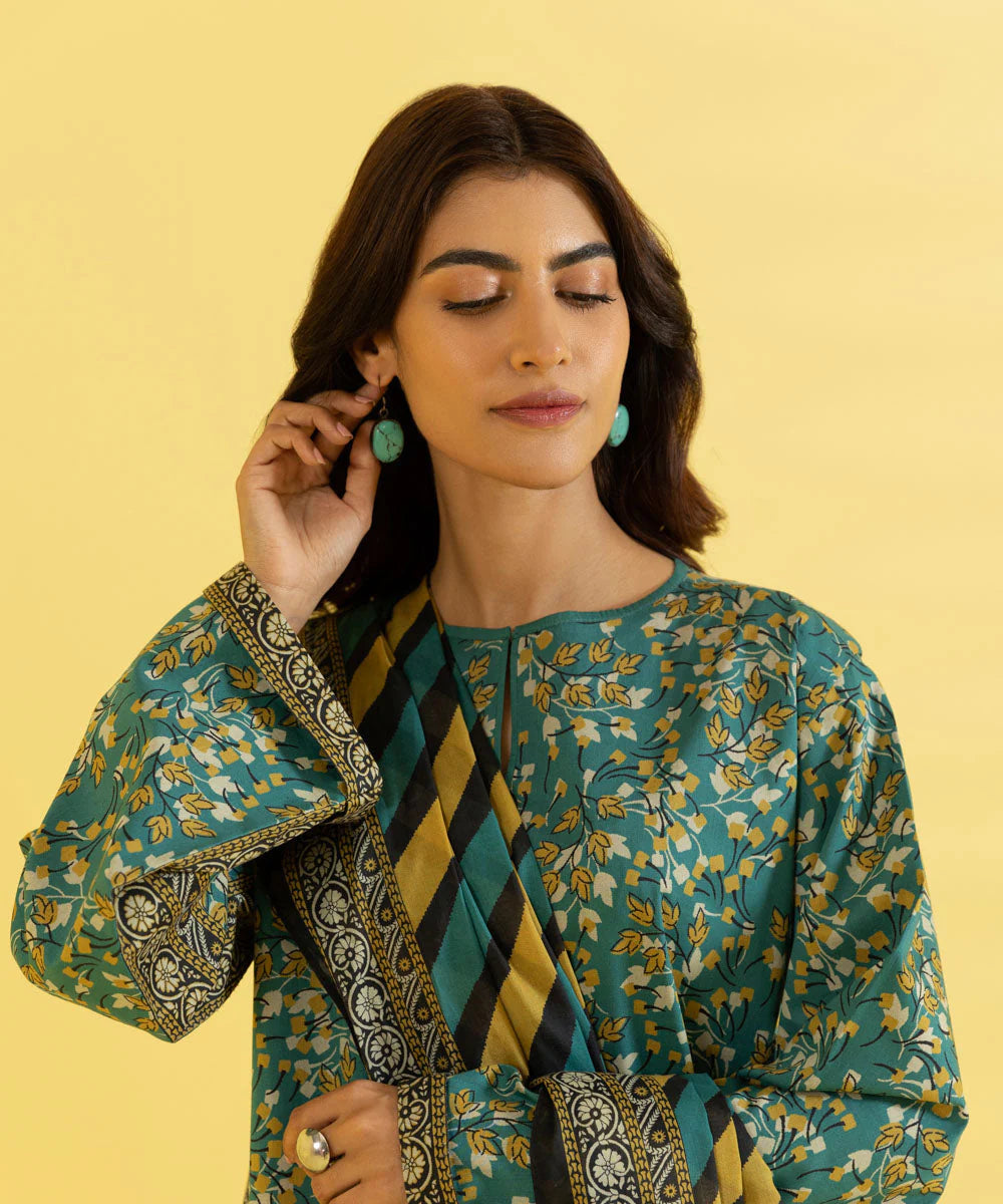 Sapphire | Unstitched 3Pc Printed Lawn Suit | 3P-DY23ZV3-5