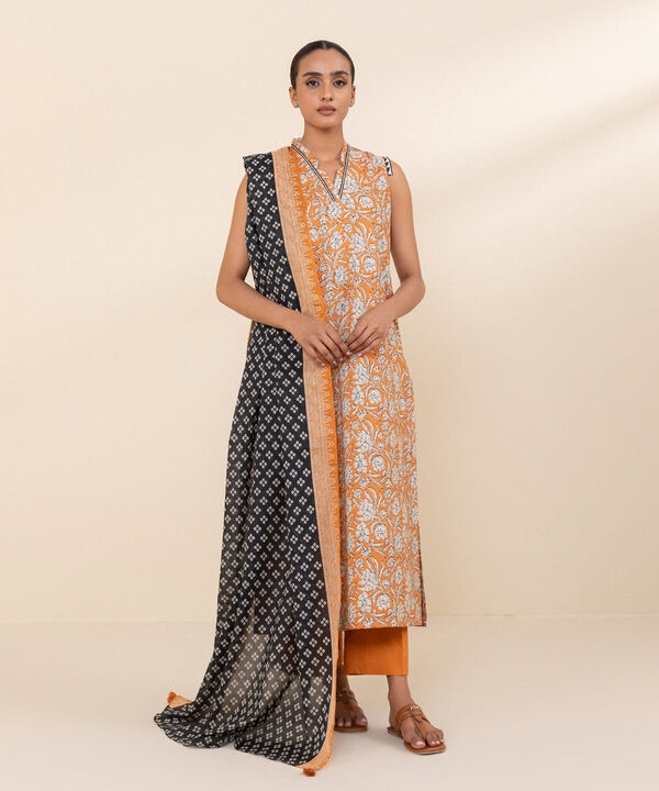 SAPPHIRE | UNSTITCHED 3 PIECE PRINTED LAWN SUIT