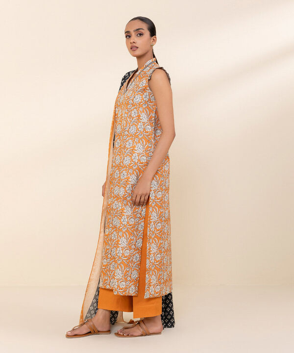 SAPPHIRE | UNSTITCHED 3 PIECE PRINTED LAWN SUIT