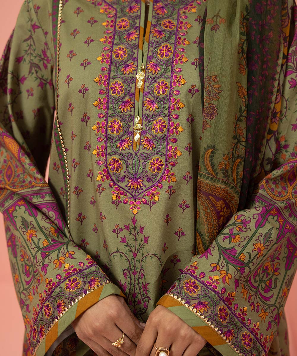 Sapphire | Unstitched 3Pc Embroidered Lawn Suit