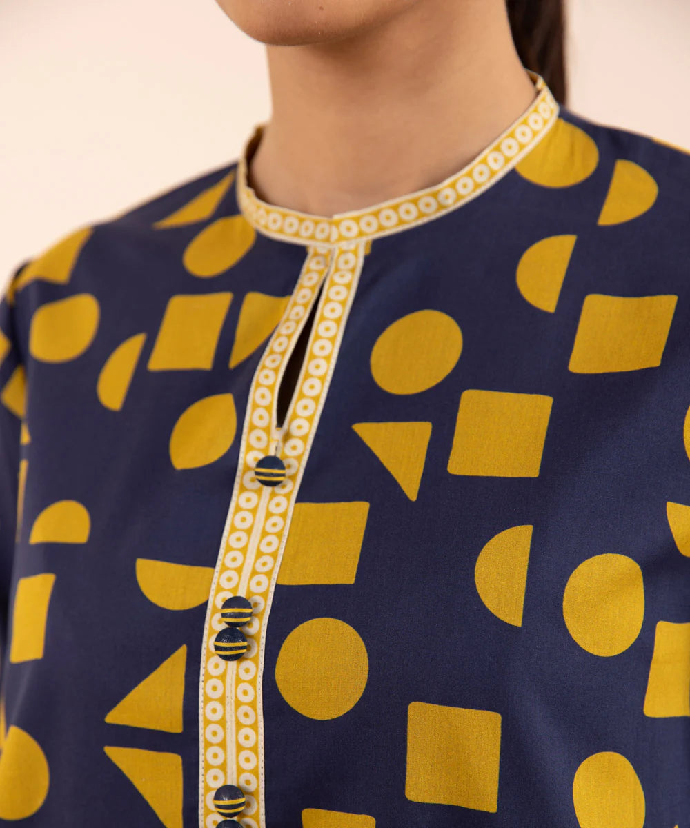SAPPHIRE | UNSTITCHED 2 PIECE PRINTED LAWN SUIT