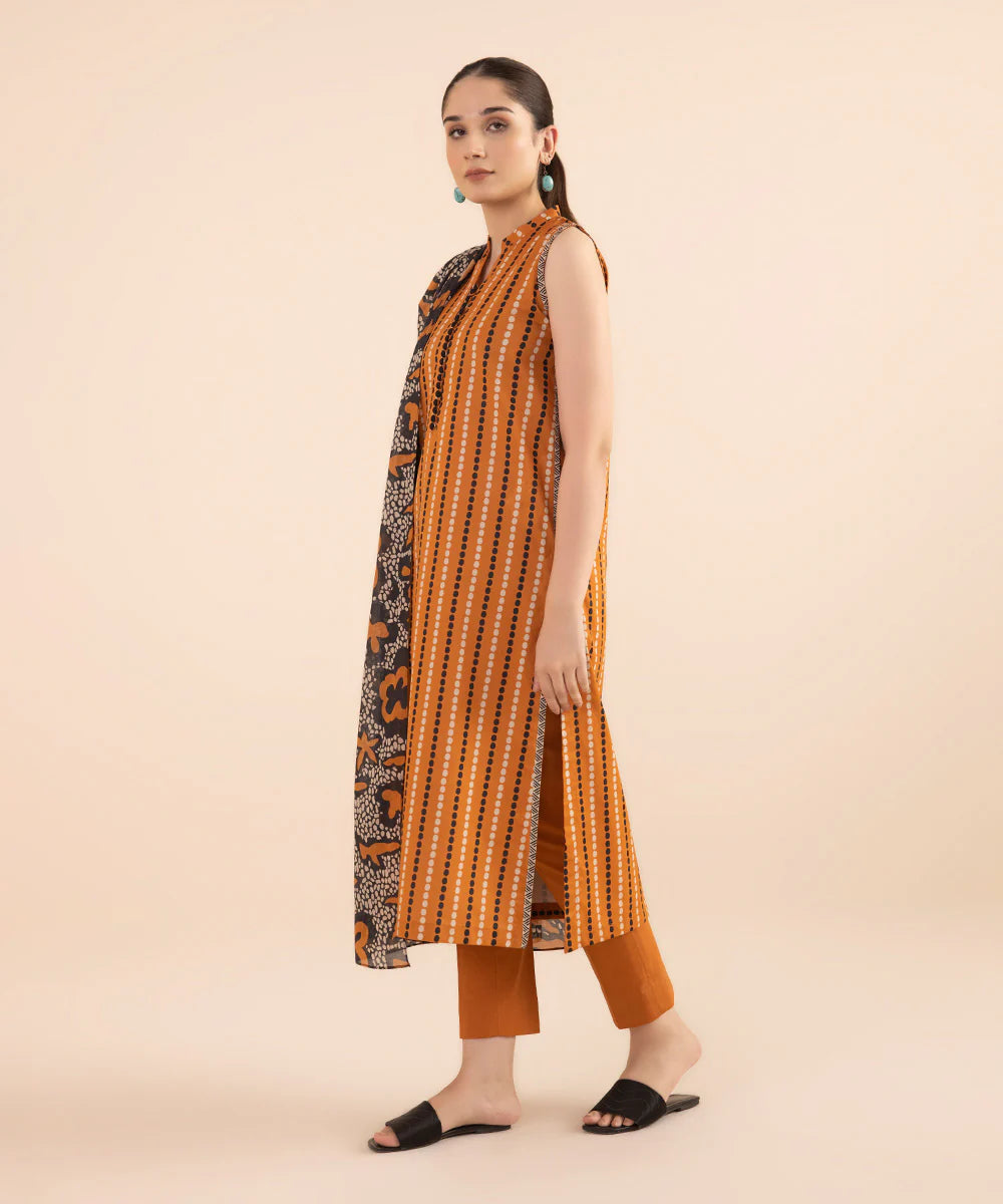 SAPPHIRE | UNSTITCHED 2 PIECE PRINTED LAWN SUIT