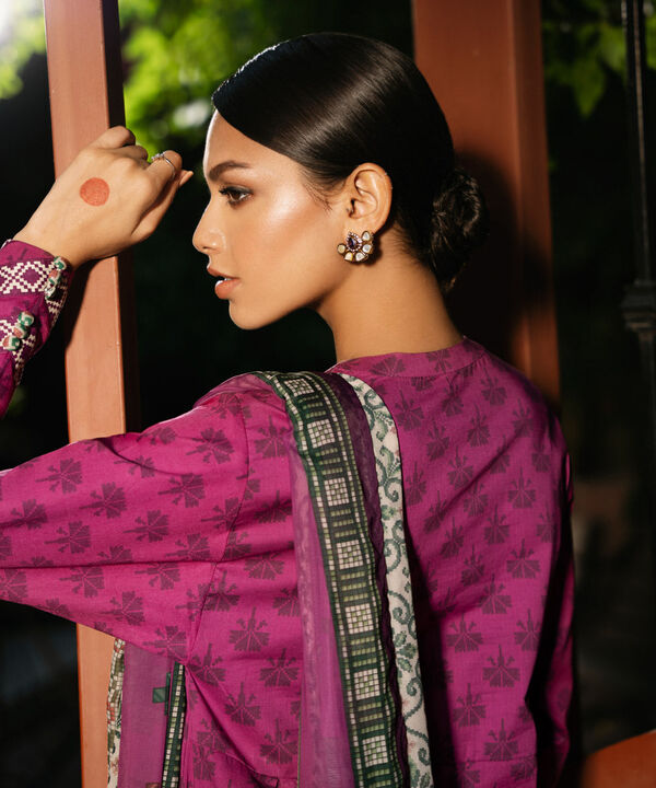 SAPPHIRE | UNSTITCHED 2 PIECE PRINTED LAWN SUIT