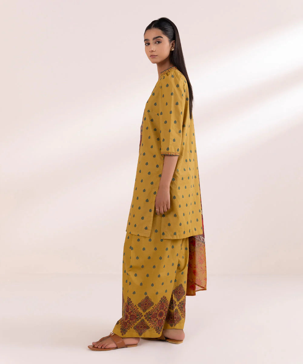 SAPPHIRE | UNSTITCHED 3 PIECE PRINTED CAMBRIC SUIT