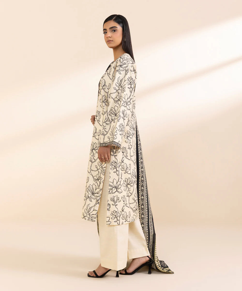 SAPPHIRE | UNSTITCHED 2 PIECE EMBROIDERED CAMBRIC SUIT