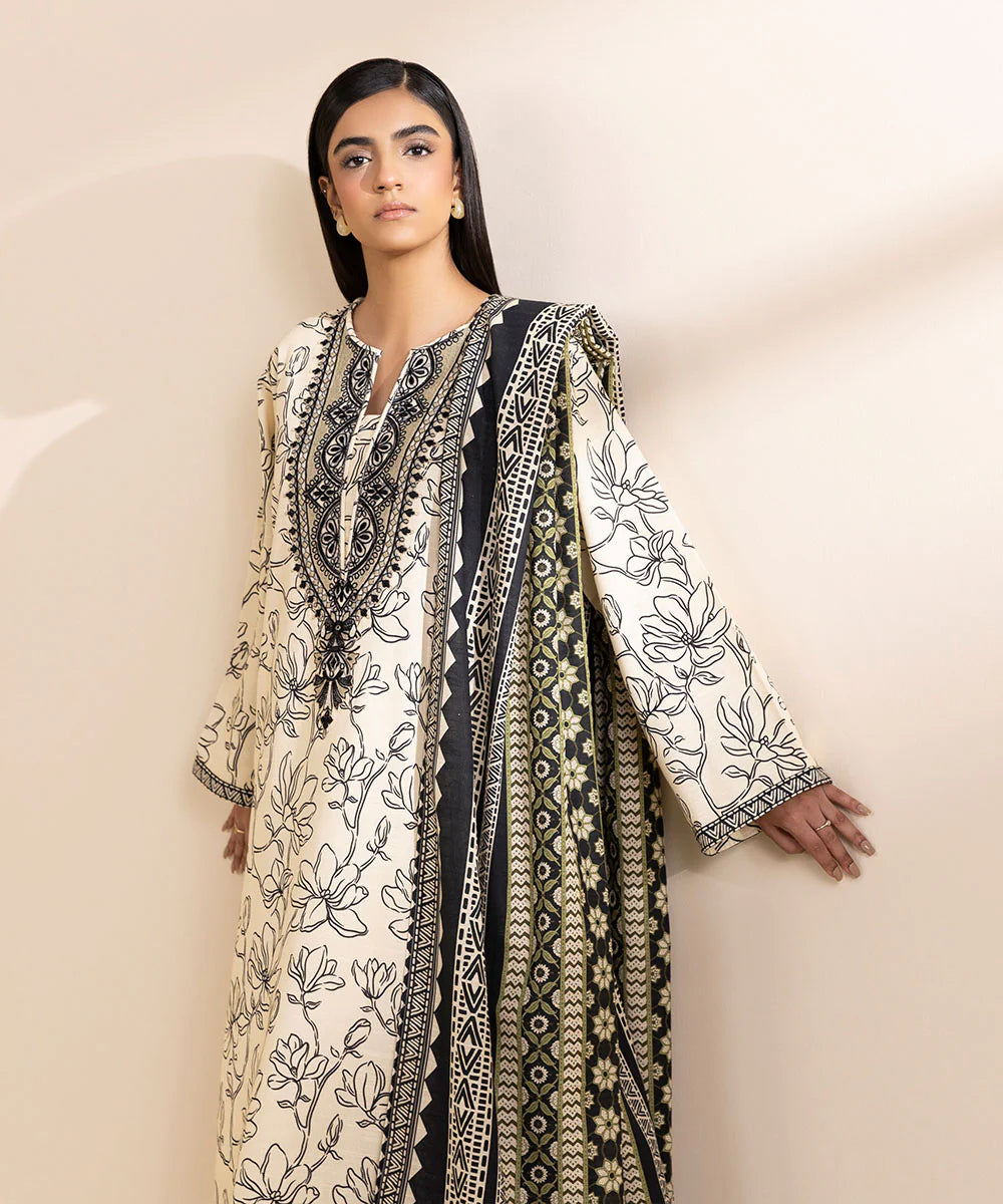 SAPPHIRE | UNSTITCHED 2 PIECE EMBROIDERED CAMBRIC SUIT