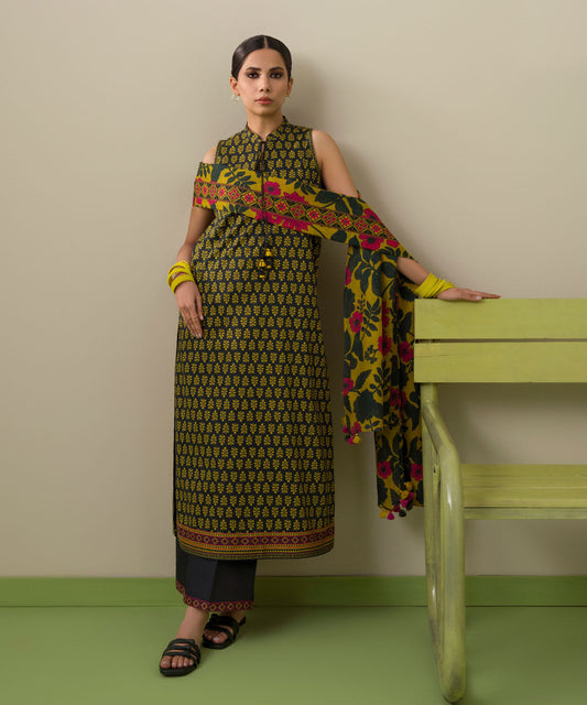 SAPPHIRE | UNSTITCHED 2 PIECE PRINTED LAWN SUIT