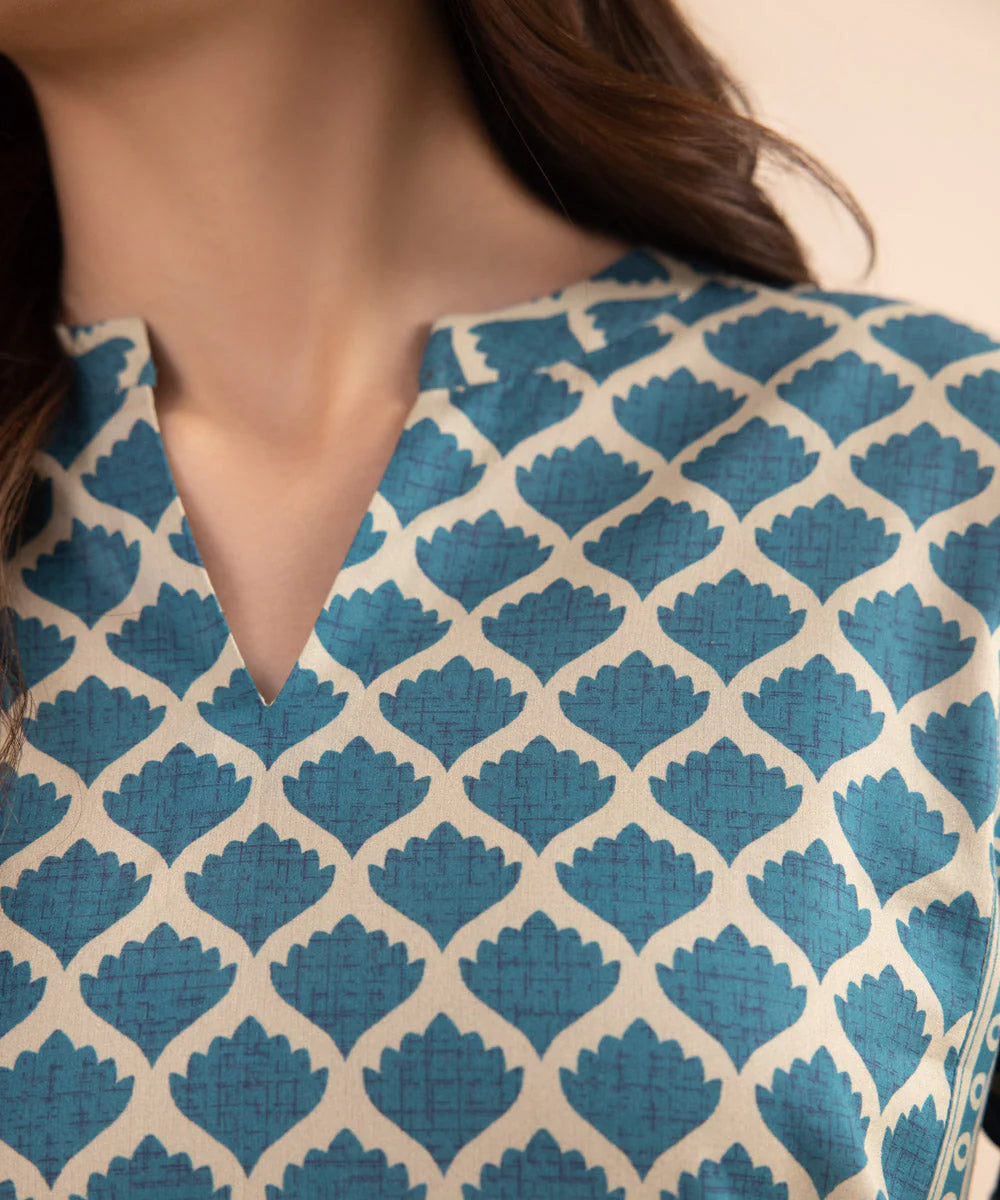 SAPPHIRE | UNSTITCHED 2 PIECE PRINTED LAWN SUIT