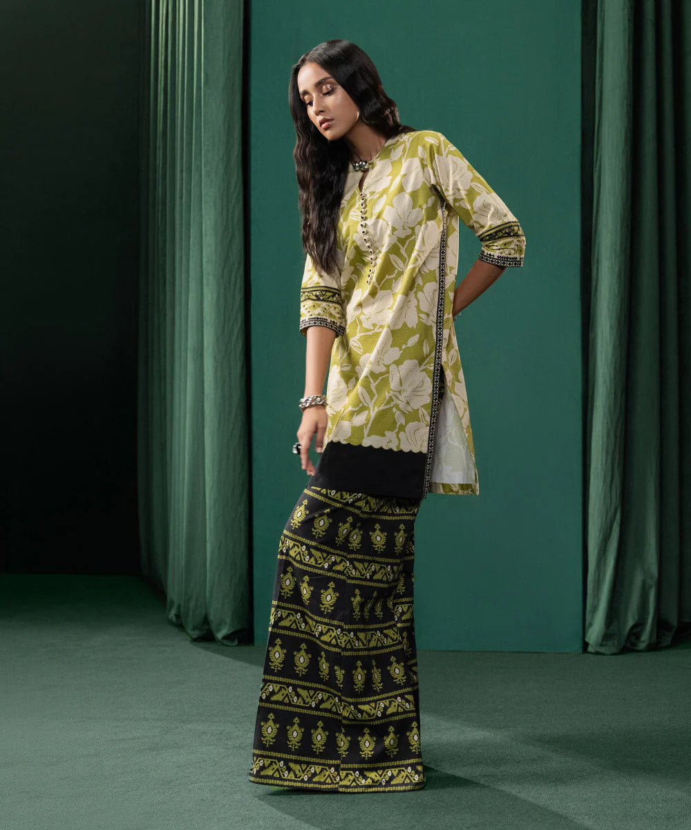 SAPPHIRE | UNSTITCHED 2 PIECE PRINTED DOBBY SUIT