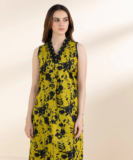 SAPPHIRE | UNSTITCHED 2 PIECE PRINTED LAWN SUIT