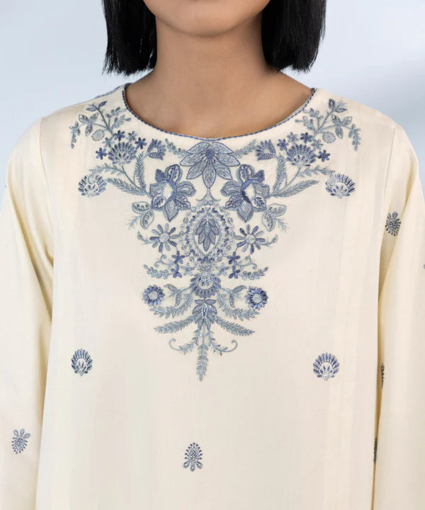 SAPPHIRE | UNSTITCHED 3 PIECE EMBROIDERED COTTON SATIN SUIT