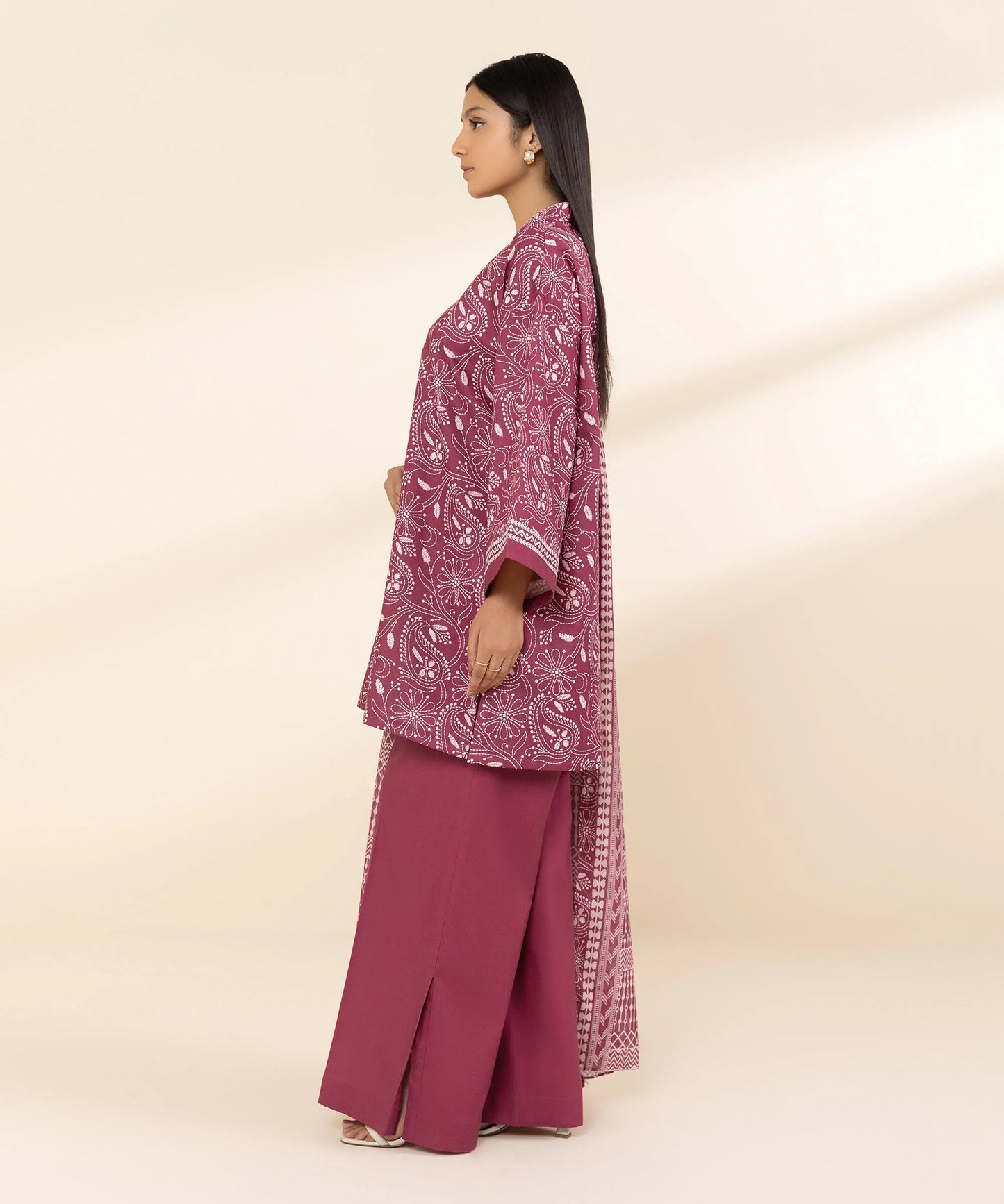SAPPHIRE | UNSTITCHED 3 PIECE PRINTED LAWN SUIT
