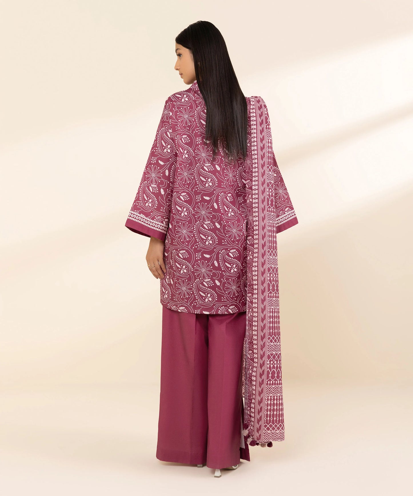 SAPPHIRE | UNSTITCHED 3 PIECE PRINTED LAWN SUIT