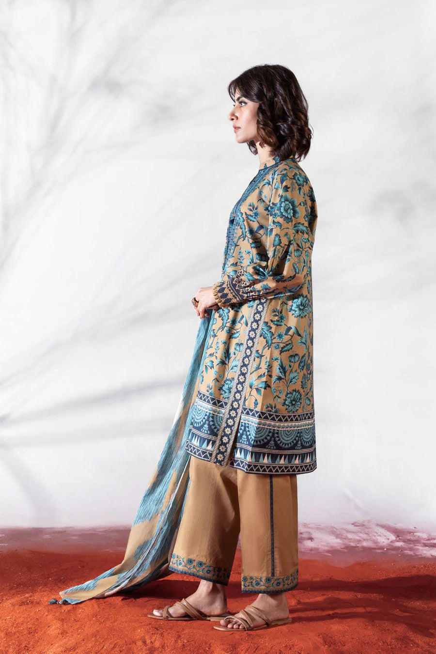 SAPPHIRE | UNSTITCHED 3 PIECE PRINTED LAWN SUIT
