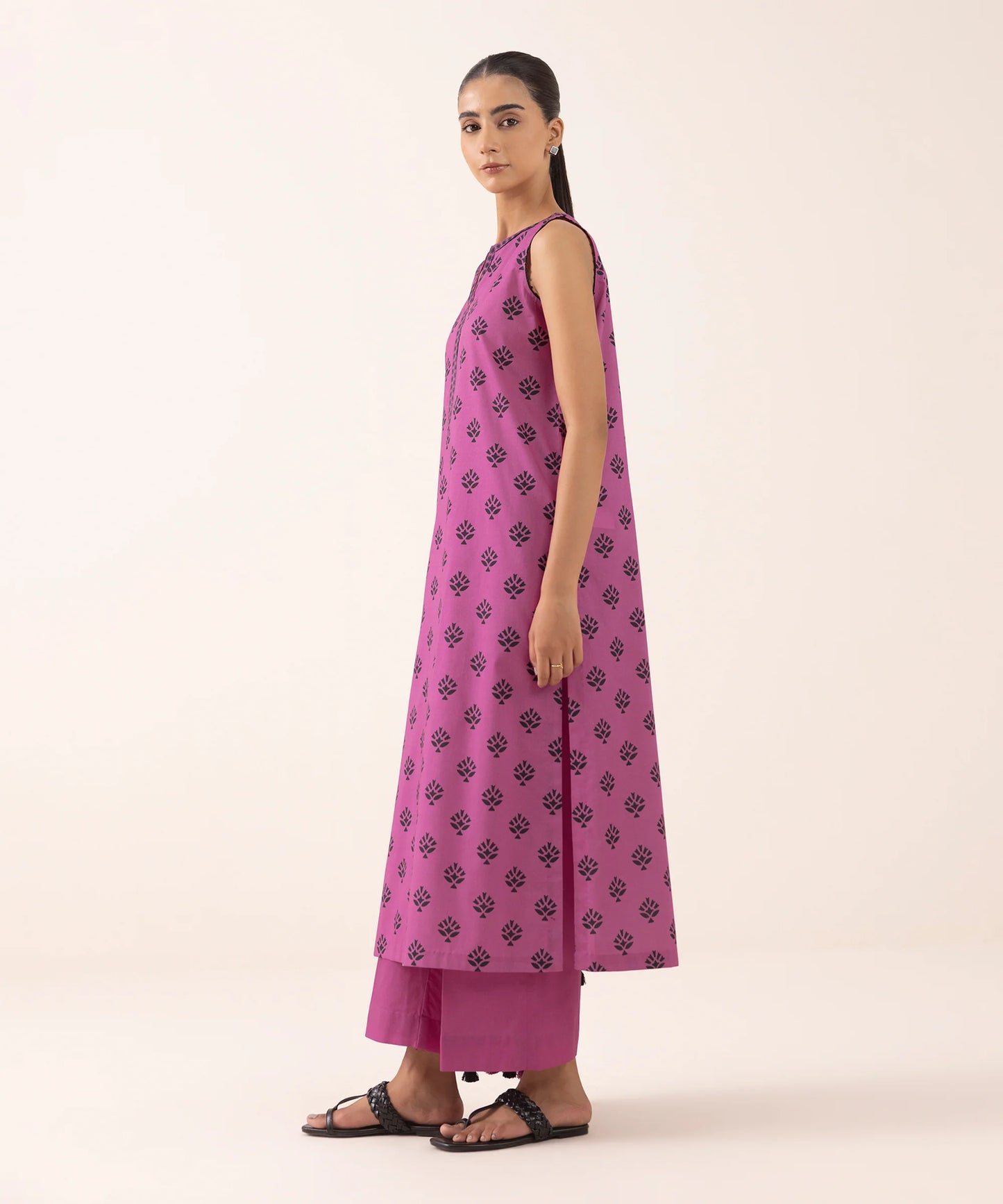 SAPPHIRE | UNSTITCHED 3 PIECE PRINTED LAWN SUIT
