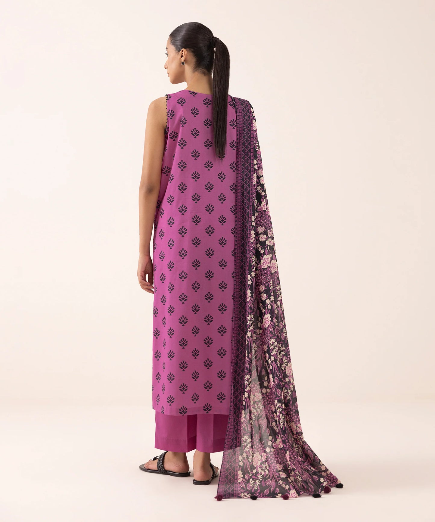 SAPPHIRE | UNSTITCHED 3 PIECE PRINTED LAWN SUIT