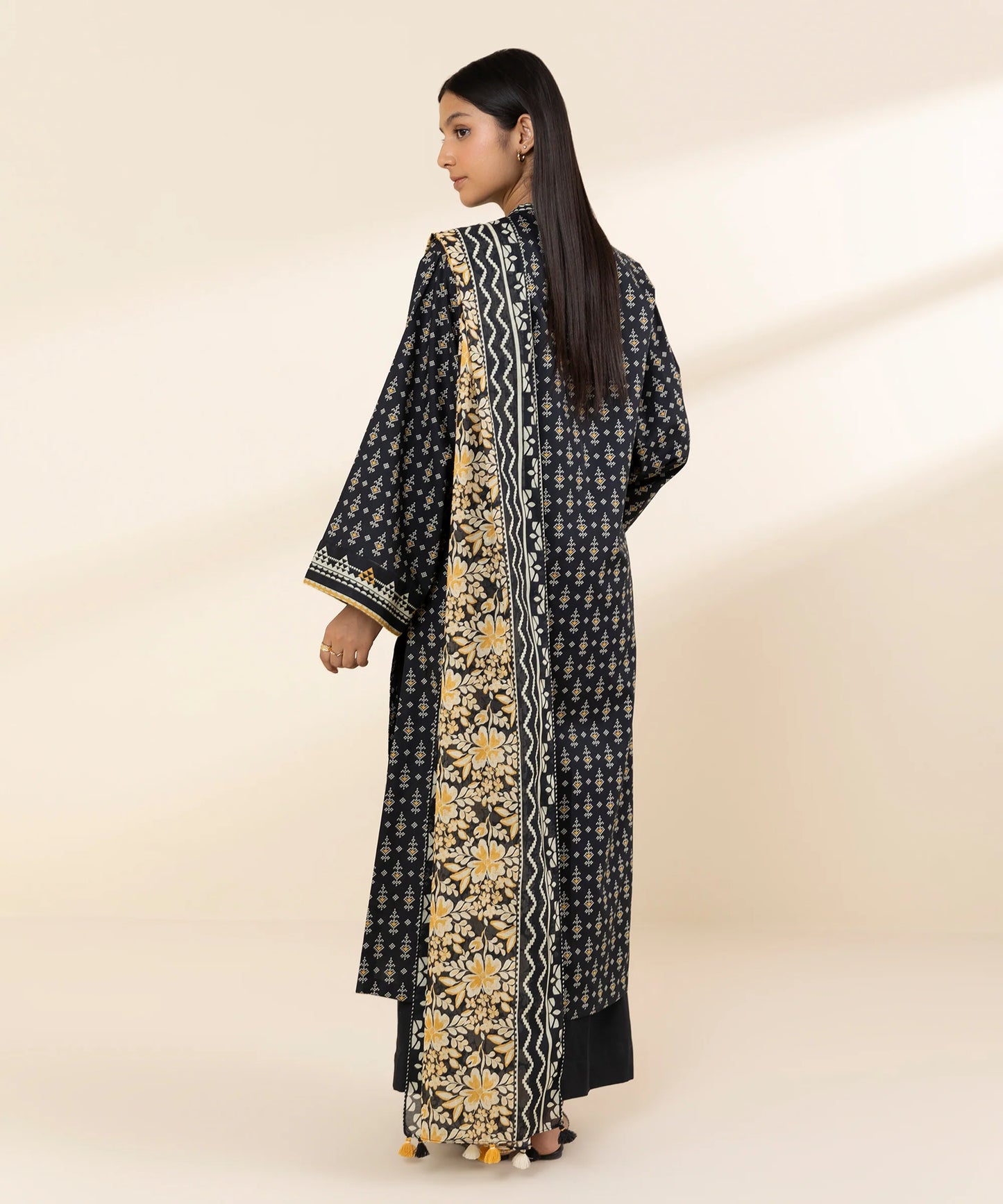 SAPPHIRE | UNSTITCHED 3 PIECE PRINTED LAWN SUIT