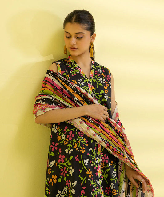 Sapphire | Unstitched 3Pc Printed Lawn Suit | 3P-DY23ZV3-30