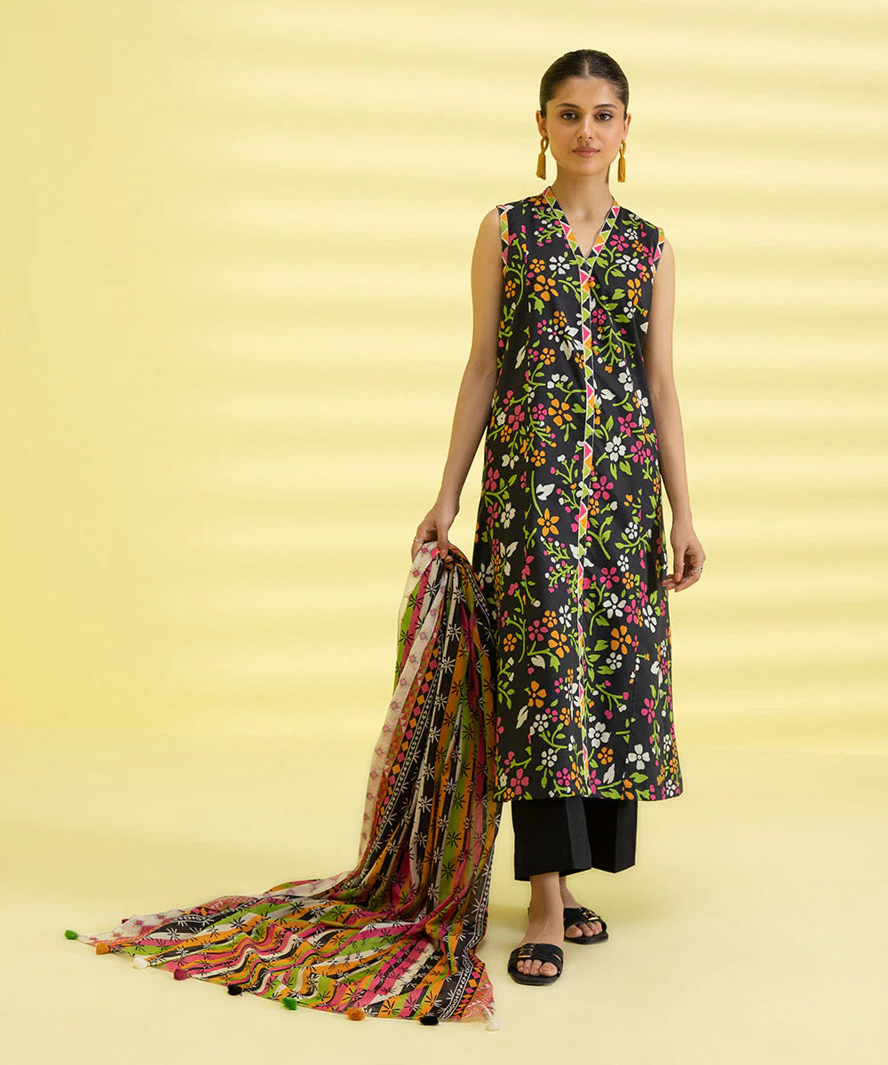 Sapphire | Unstitched 3Pc Printed Lawn Suit | 3P-DY23ZV3-30