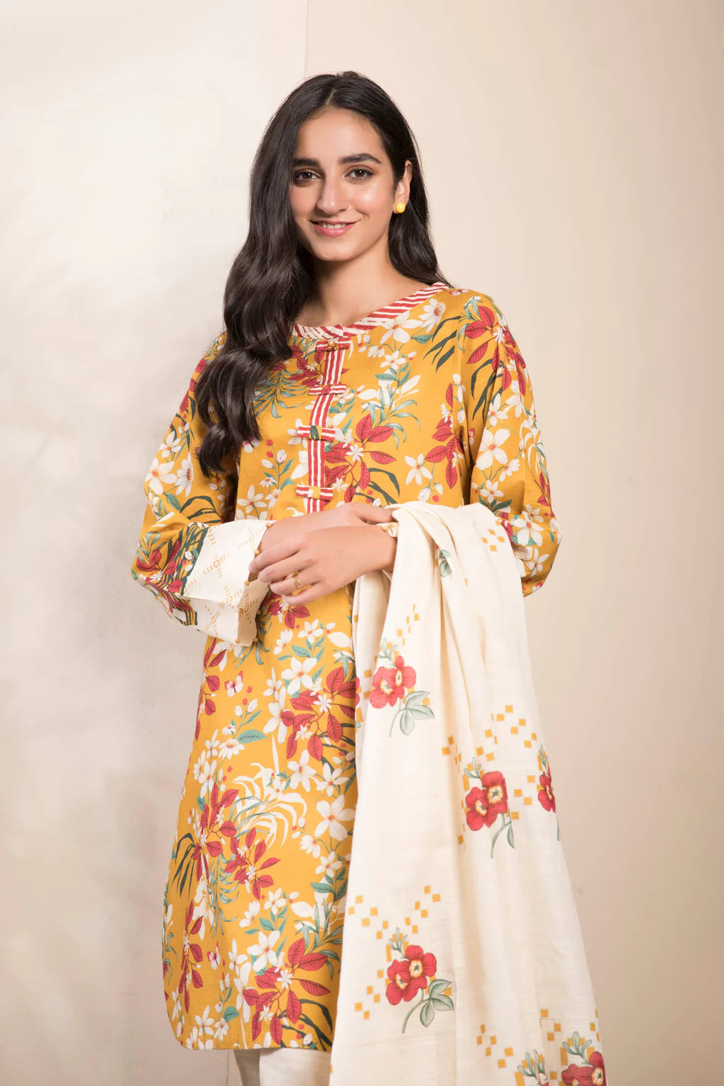 Sapphire | Unstitched 3Pc Printed Khaddar Suit | U3P-WS23R9-28