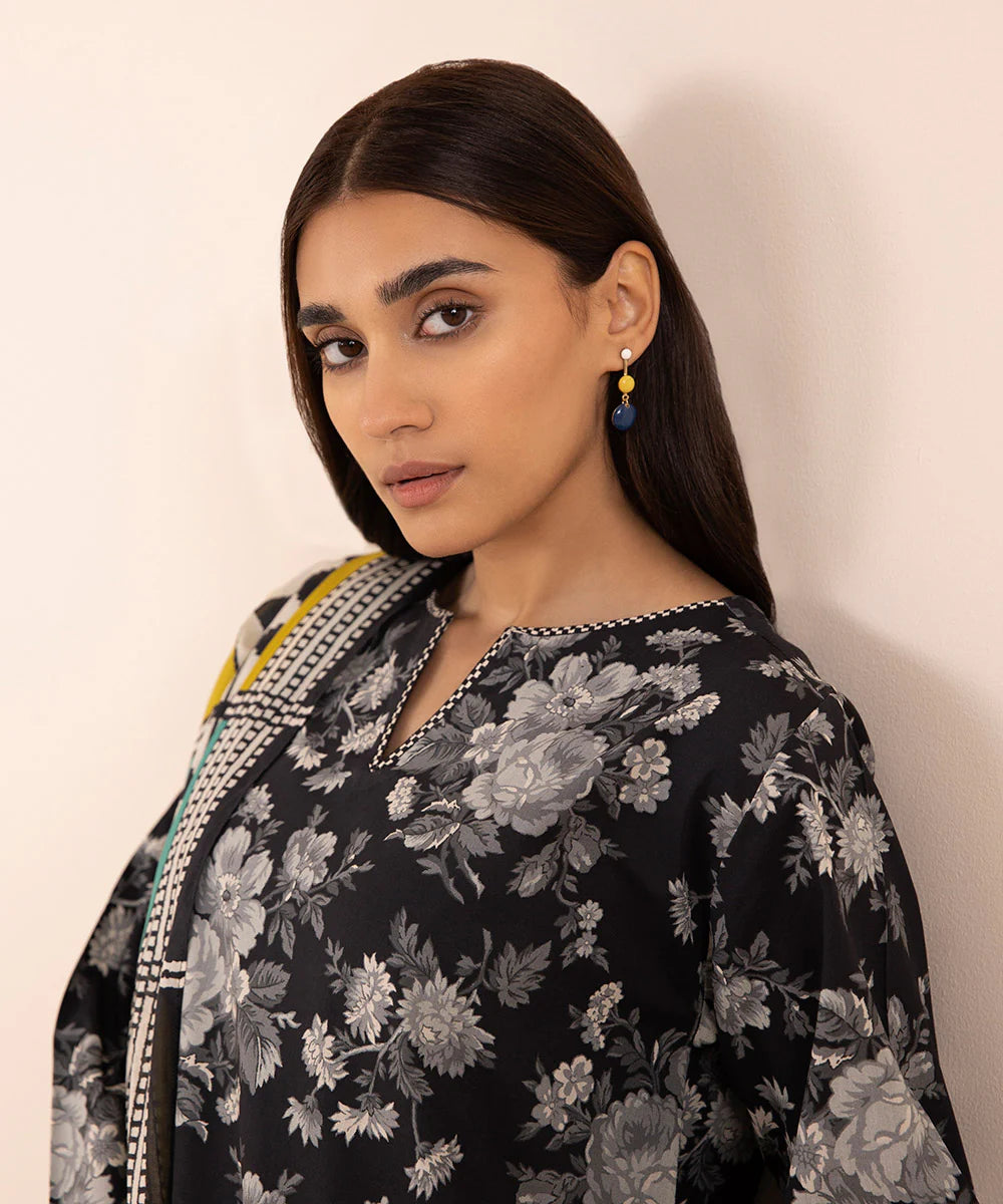 SAPPHIRE | UNSTITCHED 2 PIECE PRINTED LAWN SUIT
