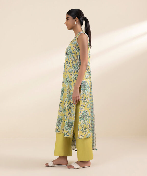 SAPPHIRE | UNSTITCHED 2 PIECE PRINTED LAWN SUIT