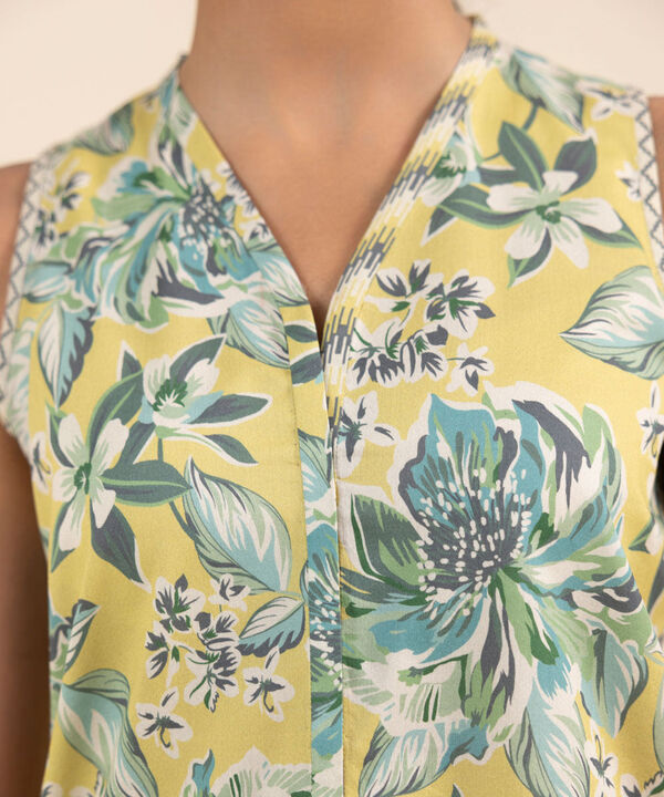 SAPPHIRE | UNSTITCHED 2 PIECE PRINTED LAWN SUIT