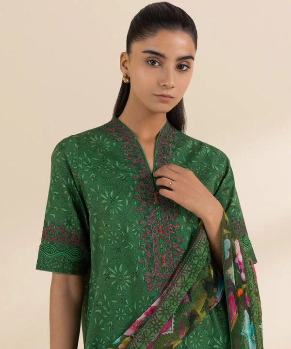 SAPPHIRE | UNSTITCHED 2 PIECE EMBROIDERED LAWN SUIT