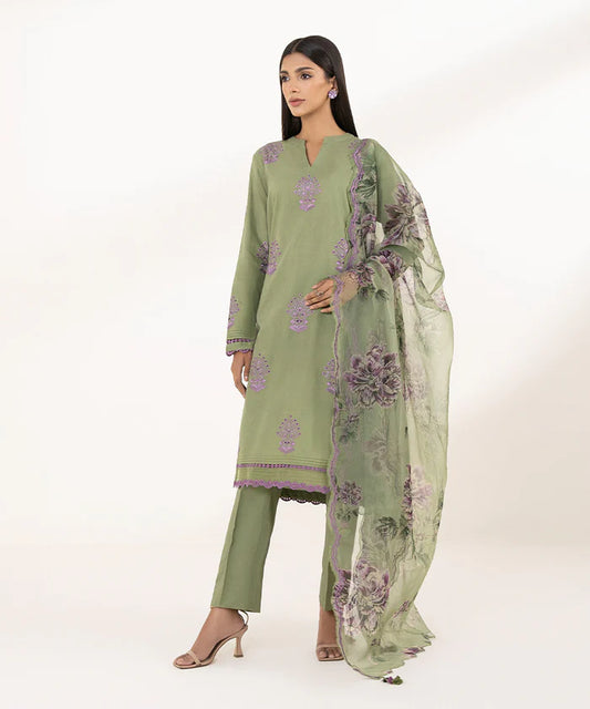 SAPPHIRE | UNSTITCHED 3 PIECE EMBROIDERED DOBBY SUIT