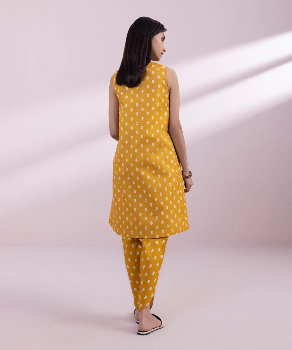 SAPPHIRE | UNSTITCHED 2 PIECE PRINTED LAWN SUIT