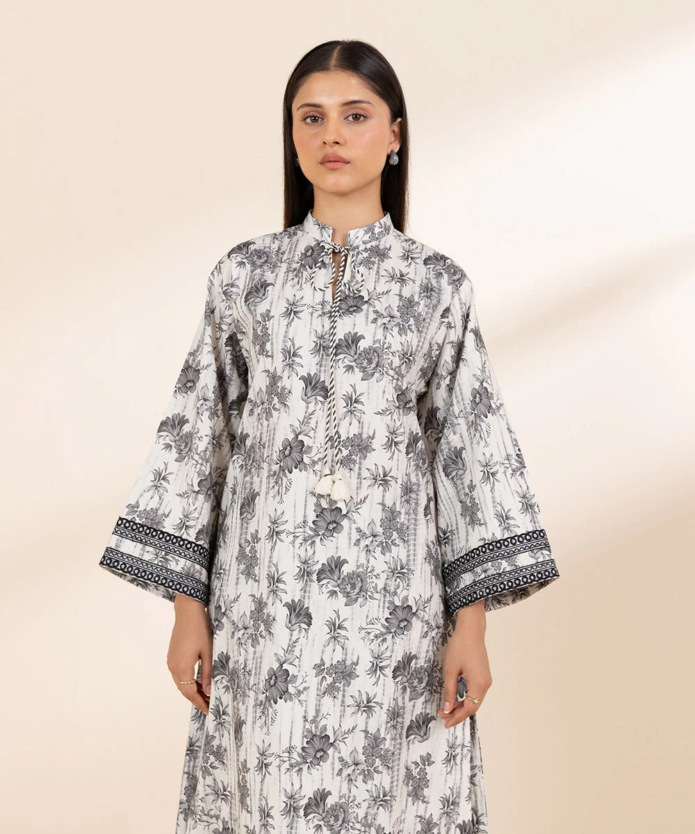 SAPPHIRE | UNSTITCHED 2 PIECE EMBROIDERED COTTON VISCOSE SUIT