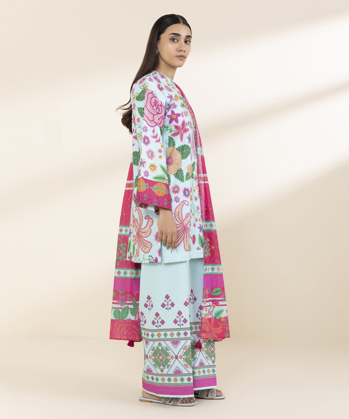 SAPPHIRE | UNSTITCHED 3 PIECE PRINTED LAWN SUIT