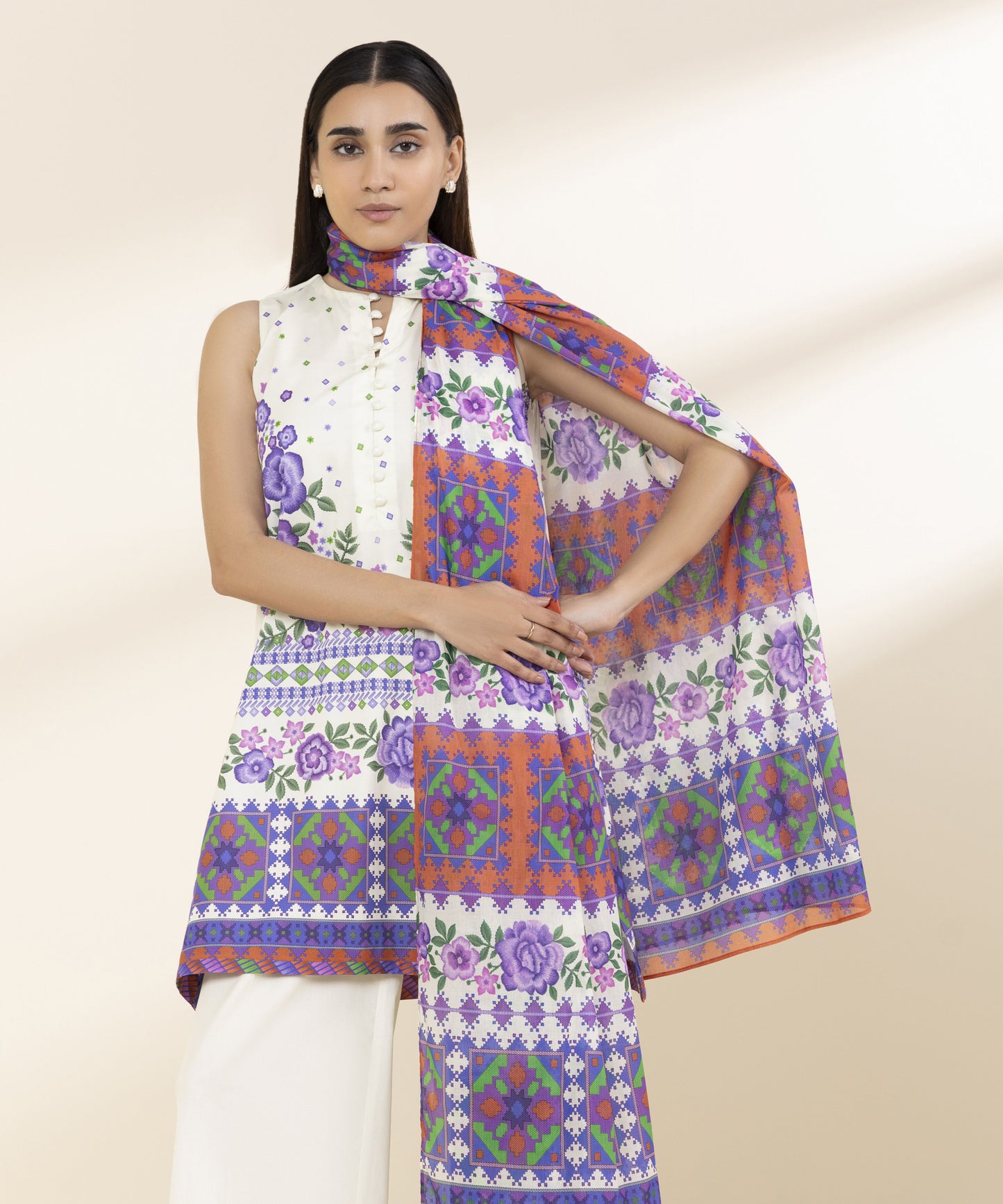 SAPPHIRE | UNSTITCHED 3 PIECE PRINTED LAWN SUIT