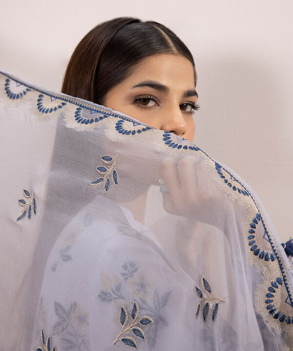 SAPPHIRE | UNSTITCHED 3 PIECE EMBROIDERED JACQUARD SUIT