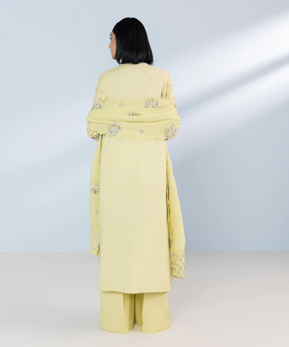 SAPPHIRE | UNSTITCHED 3 PIECE EMBROIDERED LAWN SUIT