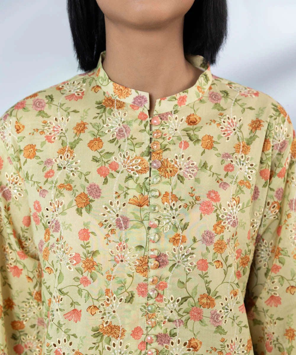 SAPPHIRE | UNSTITCHED 3 PIECE EMBROIDERED LAWN SUIT