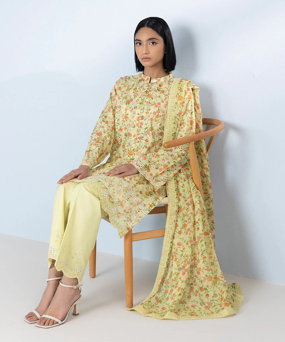 SAPPHIRE | UNSTITCHED 3 PIECE EMBROIDERED LAWN SUIT