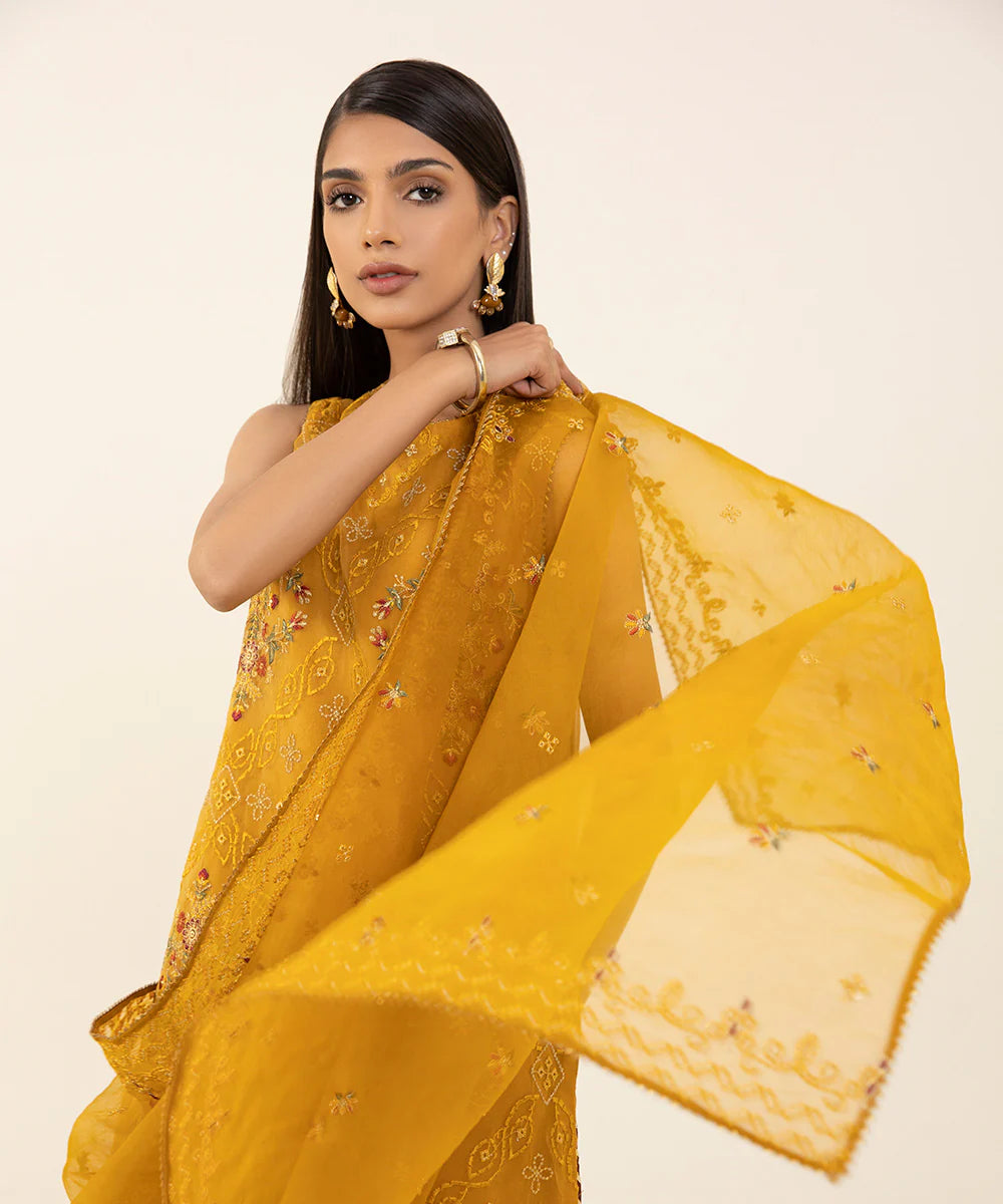 SAPPHIRE | UNSTITCHED 3 PIECE EMBROIDERED ORGANZA SUIT