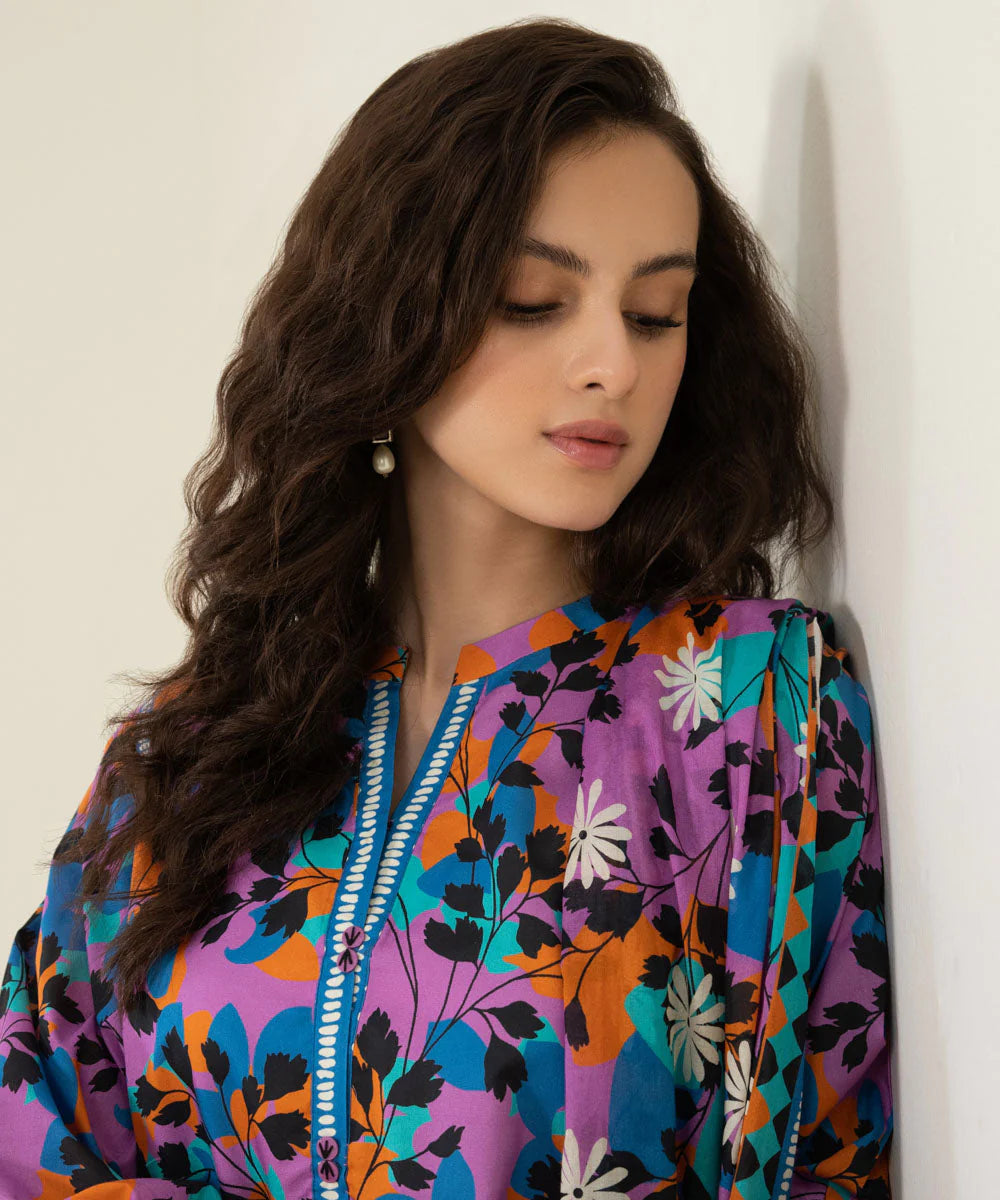 Sapphire | Unstitched 3Pc Printed Lawn Suit | U3P-DY23V4-26R