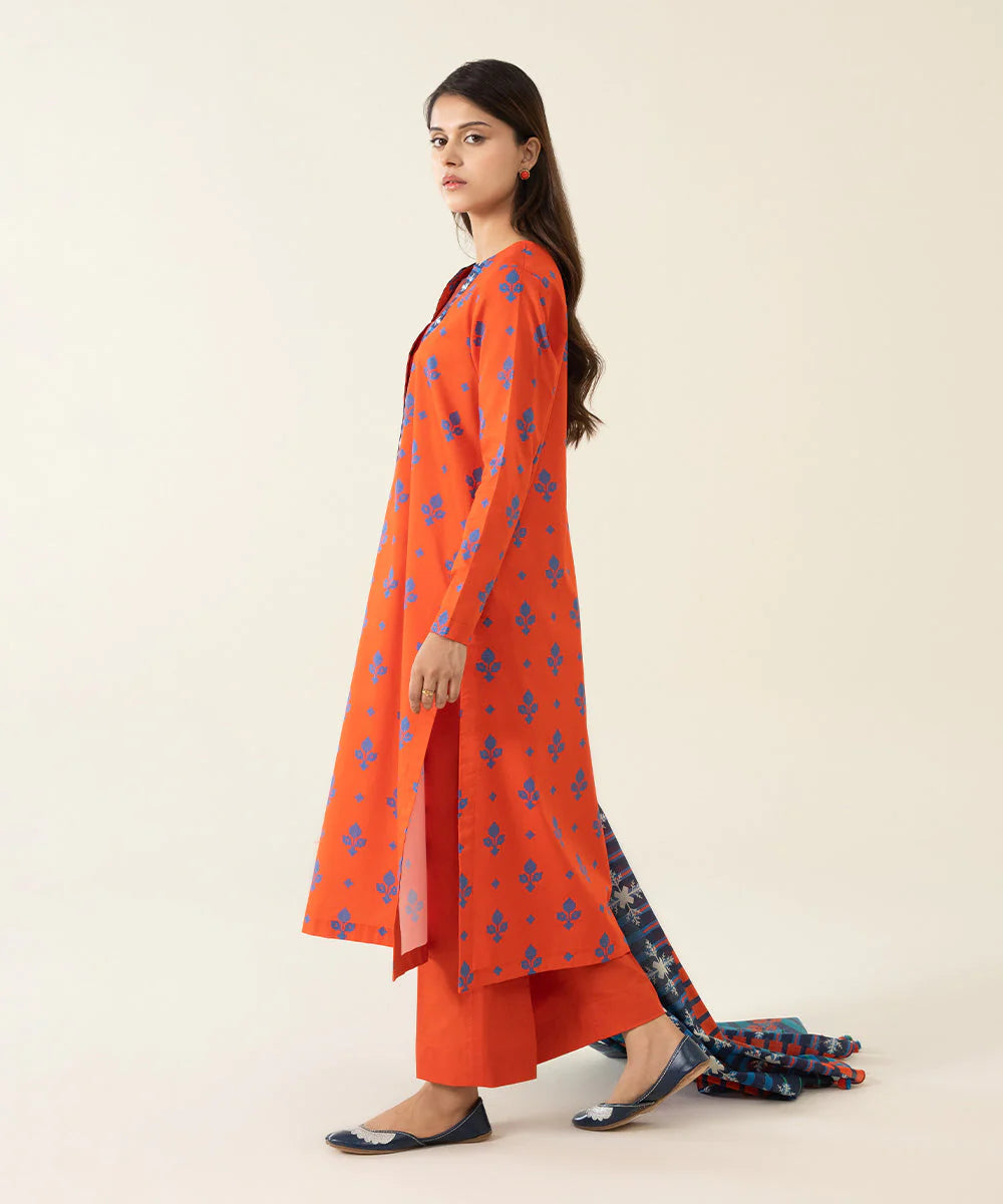 Sapphire | Unstitched 3Pc Printed Lawn Suit | U3P-DY23V4-33R