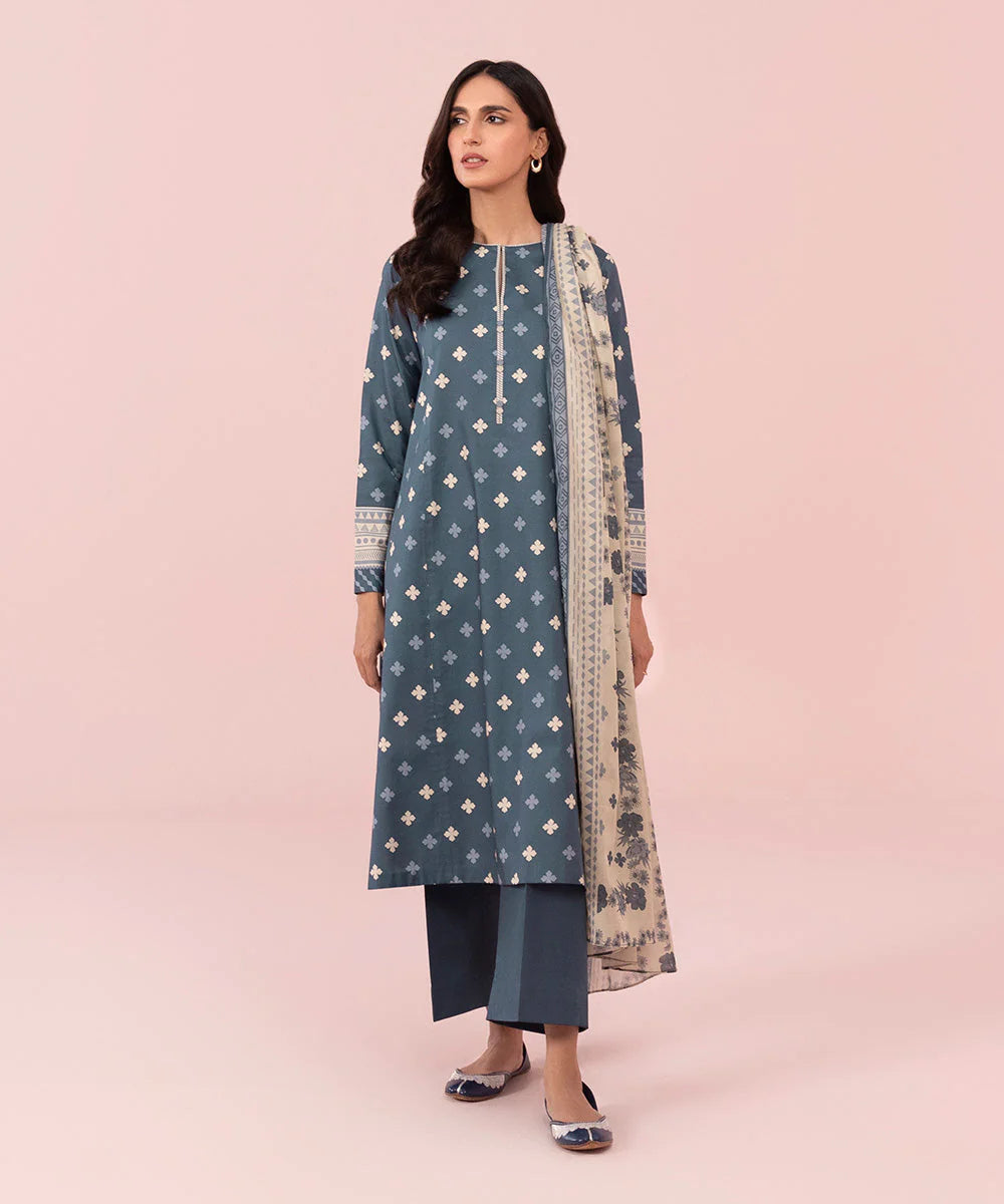 Sapphire | Unstitched 3Pc Printed Lawn Suit | U3P-DY23V5-17R