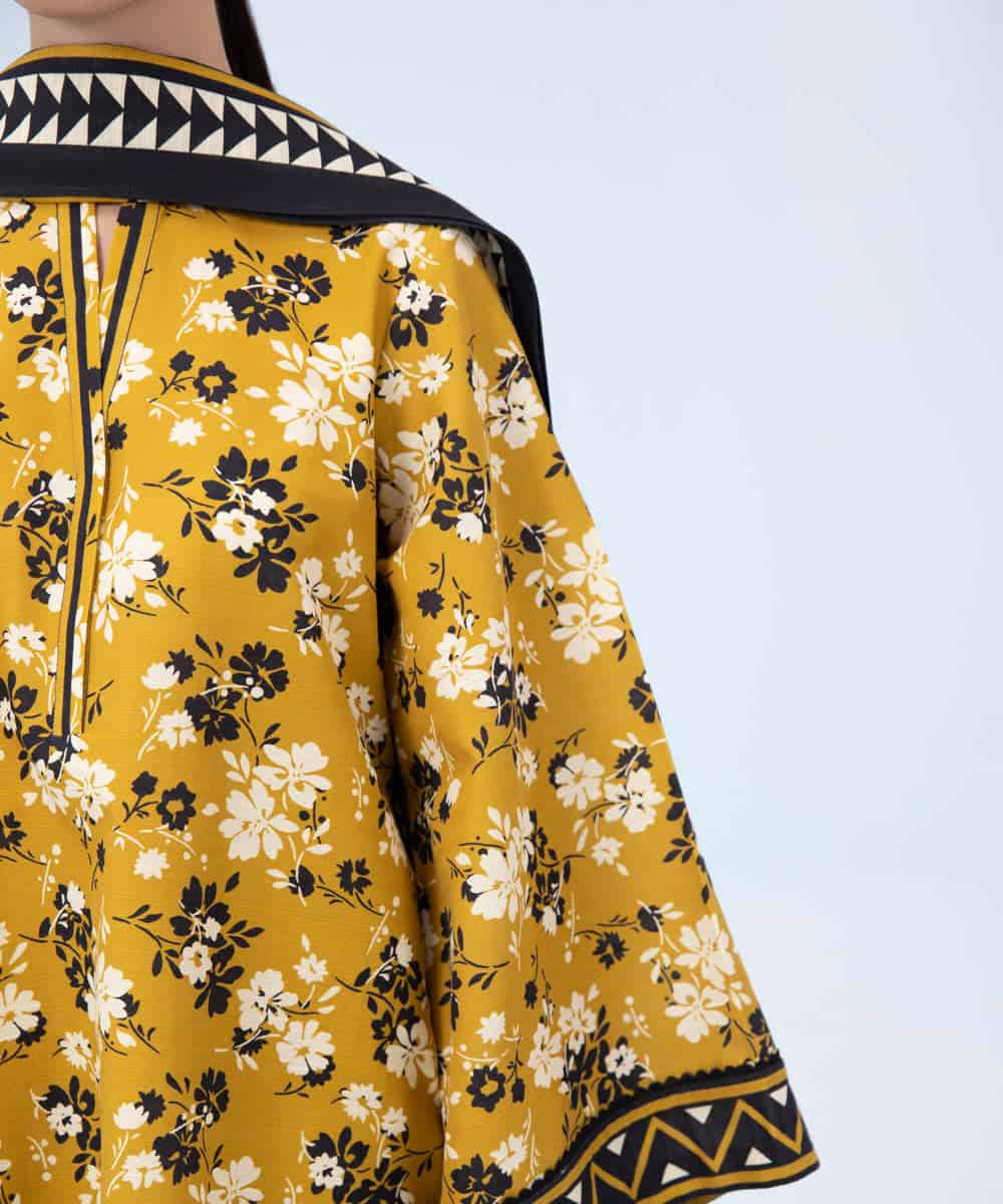 SAPPHIRE | UNSTITCHED 3 PIECE PRINTED LIGHT KHADDAR SUIT