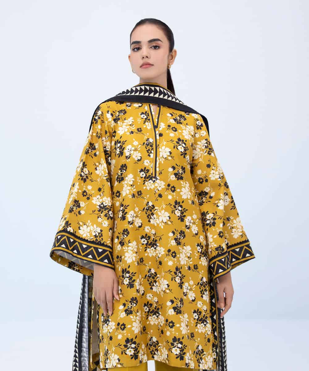 SAPPHIRE | UNSTITCHED 3 PIECE PRINTED LIGHT KHADDAR SUIT