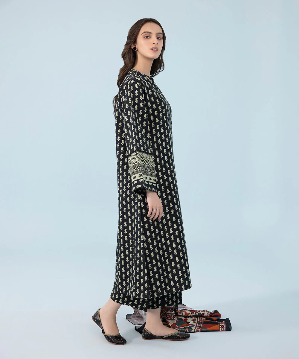 SAPPHIRE | UNSTITCHED 3 PIECE PRINTED KHADDAR SUIT