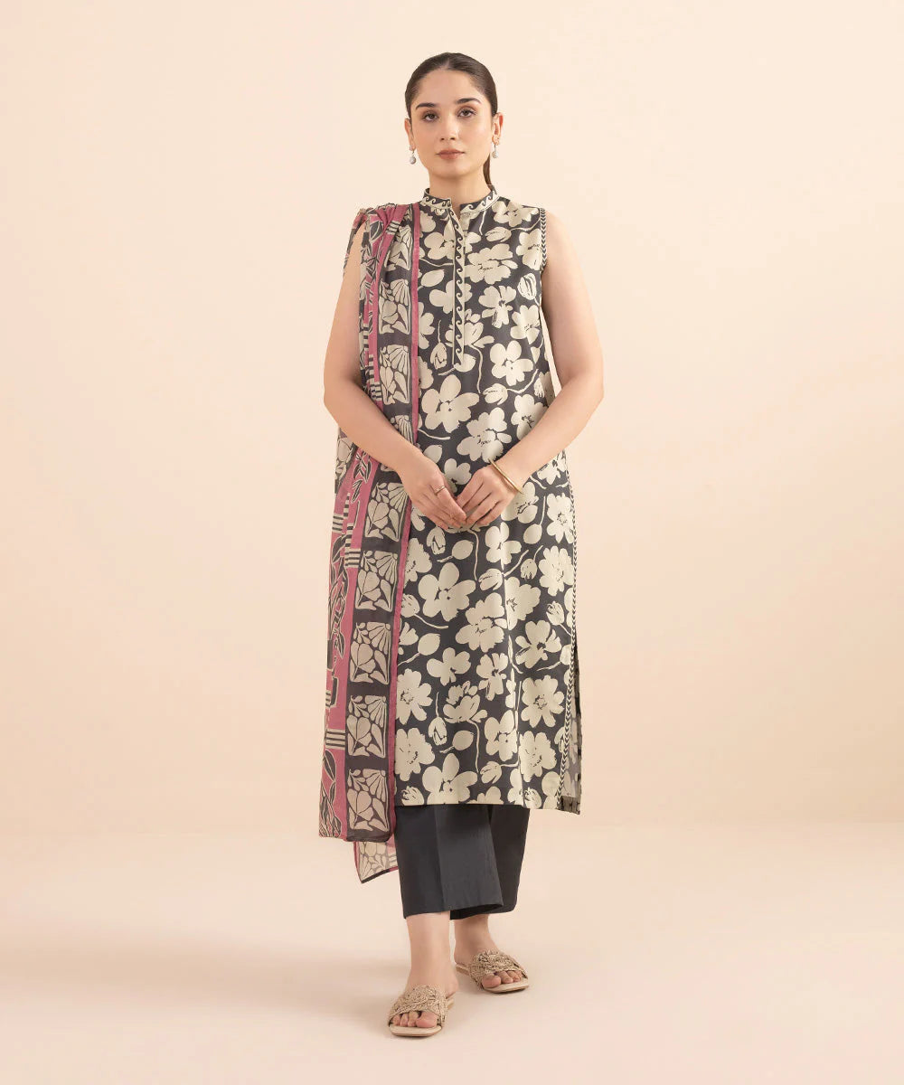 SAPPHIRE | UNSTITCHED 3 PIECE PRINTED LAWN SUIT