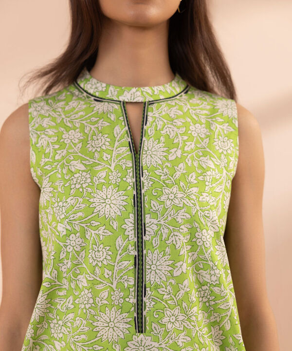 SAPPHIRE | UNSTITCHED 3 PIECE PRINTED LAWN SUIT