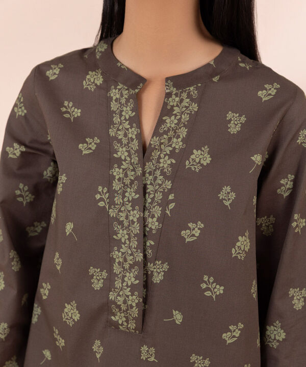 SAPPHIRE | UNSTITCHED 3 PIECE PRINTED LAWN SUIT